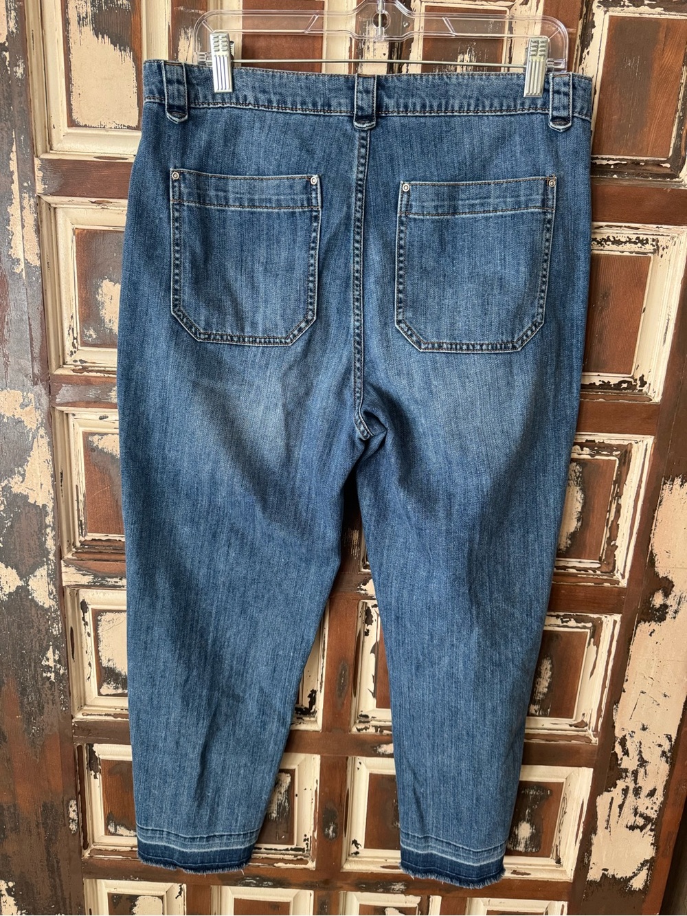 Sundance Relaxed Blue Denim Cropped Jeans- size 8 - Picture 4 of 7